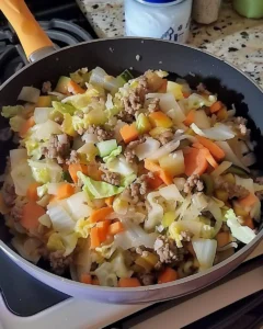 Großmutters Lila's Eierrolle Rezept in einer Schüssel zubereitet.