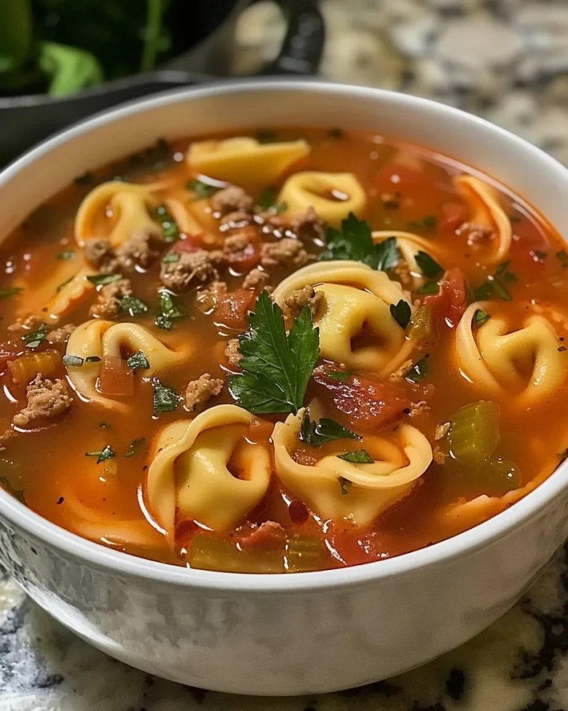 Italienische Tortellini-Suppe