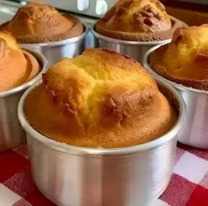 Leckere Butterkuchen weich und leicht auf einem Teller