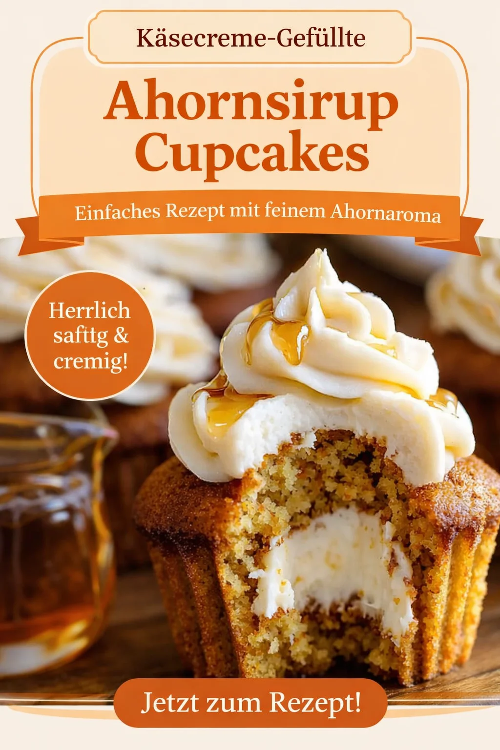 Karottenkuchen Cheesecake Cupcakes: Die perfekte Kombination aus Süß und Saftig - Hast du schon von meinen Karottenkuchen Cheesecake Cupcakes gehört? Sie vereinen den saftigen Geschmack von frischem Karottenkuchen mit der cremigen Köstlichkeit eines Cheesecakes. Perfekt für jeden Anlass und einfach zuzubereiten! Lass dir dieses köstliche Rezept nicht entgehen. Probiere sie selbst und überrasche deine Familie und Freunde! #KuchenRezepte #BackenEinfachGemacht #Karottenkuchen