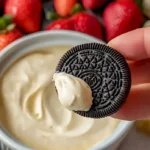 Käsekuchen Fondue mit frischen Früchten und Keksen zum Dippen